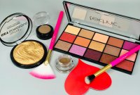 Set Cadou Machiaj Technic Peanut - 6 Produse Esentiale - 2
