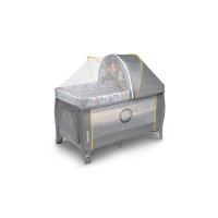 Patut pliant Lionelo Sven Plus Yellow Scandi cu doua nivele, cu arcada jucarii, masuta de infasat, vibratii, melodii  conform cu standardele europeane de securitate EN716 si EN12221 - 1