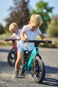 Bicicleta de echilibru pentru copii, Adamex Speed M8, pliabila, fara pedale, cu Saua reglabila si manere confortabile, 2-5 ani, pana la 35 kg, Turquoise - 1