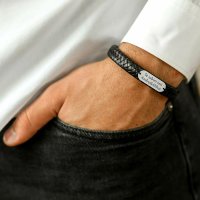 Bratara barbateasca cu piele lata neagra impletita - Placuta cu gravura personalizata - Argint 925 - Inchizatoare neagra inox - 1