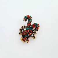 Brosa Craciun Bastonas cu Frunzulite Aramii - Accesoriu Festiv Elegant - 1