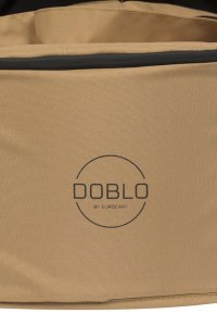 Cosulet port bebe tip landou Euro Cart Doblo CarryMe, cu intaritura, manere pentru transport, cu husa de picioruse si capotina, dimensiune 72 x 30 x 21 cm, Camel - 6