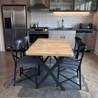 Set masa Helsinki Homs cu 4 scaune metalice, stejar natur si negru, 70 x 110 cm - 1
