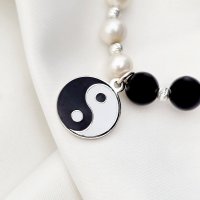 Colier cu Perle & Onix - Pandantiv Yin Yang - Model echilibrat cu perle albe, bilute si pietre onix - Argint 925 - 1