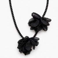 Colier lung negru mat cu flori din organza - design modern si elegant - 1