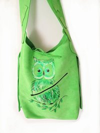 Geanta sac verde cu bufnita pictata din piele intoarsa, design unic - 1