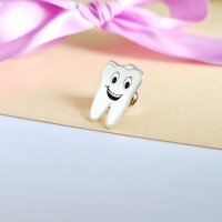 Pin Personalizat - Dinte Zambaret din Argint 925 - 1