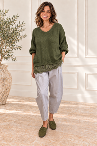 Pulover oversize verde kaki cu dantela si decolteu in V - 1