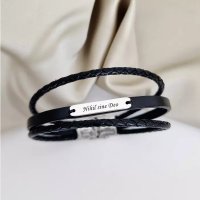Bratara barbateasca cu 3 straturi de piele naturala neagra - Placuta cu gravura personalizata - Argint 925 - Inchizatoare clips inox - 1