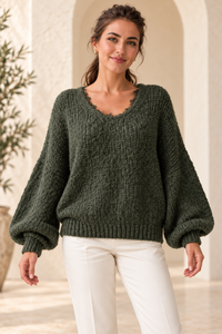 Pulover oversize kaki cu dantela la decolteu in V si maneci bufante - 1