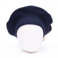 Bereta bleumarin din lana si acril, cu model tricotat cu braduti - 1