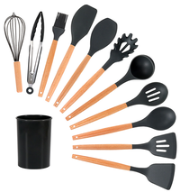 Set 12 Ustensile de Bucatarie Negre din Silicon cu Maner de Bambus - Calitate Premium - 1