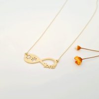 Lantisor personalizat cu Pandantiv Infinit si Nume - Aur Galben 14K - 1