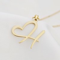 Lantisor personalizat - Pandantiv cu initiala personalizata si inima - Argint placat cu Aur Galben 18K - 1