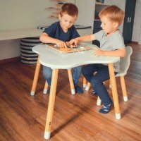 Set masuta si doua scaune FreeON pentru copii Bear din lemn cu marginile rotunjite alb - 1