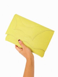 Plic galben din piele naturala, realizat manual - 1