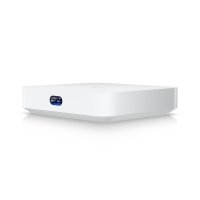 Ubiquiti UCG-Ultra Console Gateway cu procesor Quad-core ARM Cortex-A53 de 1,5 GHz si 3 GB DDR4 - 8