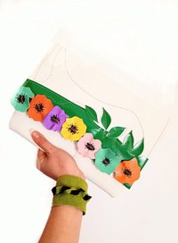 Plic din piele naturala alb cu maci 3D multicolori, handmade, unicat - 1