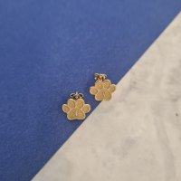Cercei personalizati cu labuta si initiala - Argint 925 placat cu Aur 18K, sistem surub - 1