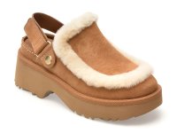 Papuci UGG maro, NEW HEIGHTS ESME CLOG, din piele intoarsa - 1