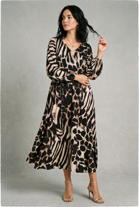 Rochie lunga din vascoza mata cu imprimeu animal print in nuante de negru si maro - 1