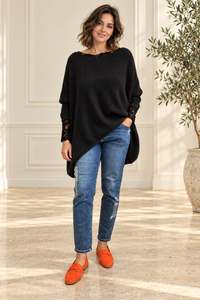 Pulover oversize negru cu maneca cazuta si design asimetric - 1
