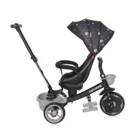 Tricicleta pentru copii Voyage Black Cosmos cu sezut reversibil, spatar reglabil pe 2 pozitii, maner cu control al directiei, cosulet pentru accesorii, 2 tipuri de suporti pentru picioare si roti mari din cauciuc Eva - 3