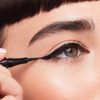 Tus de ochi mat Benefit Roller Liner - Eyeliner Waterproof Negru - 5