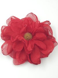Brosa floare rosie cu diametru de 10 cm din voal matasos, cu clips pentru par - 1