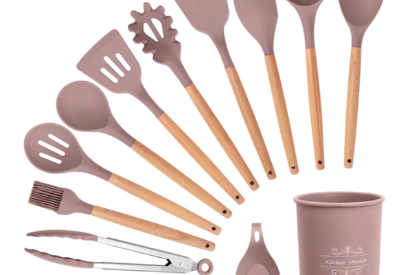 Set 13 Ustensile ROZ antiaderente de Bucatarie din silicon cu maner de Bambus calitate PREMIUM