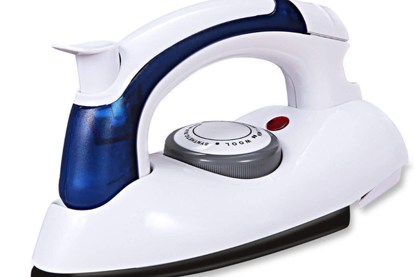 Fier de calcat portabil cu aburi pentru voiaj HF 258B talpa non stick 700 w