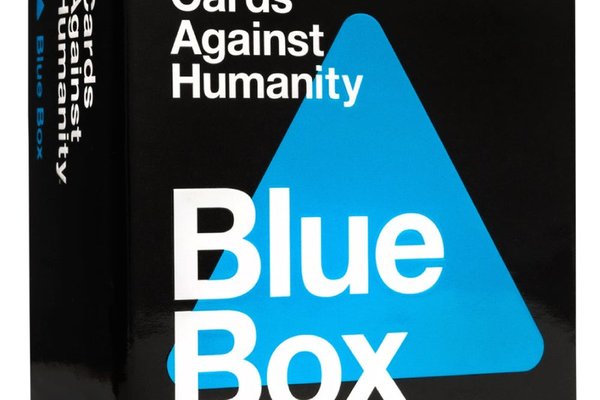 Expansiune Cards Against Humanity - Blue Box