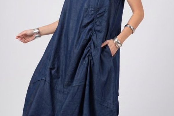 Rochie midi din denim inchis cu detalii fronsate
