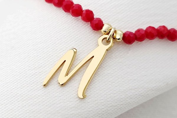 Lantisor Initiala - Pietre Coral & Initiala - Argint placat cu Aur Galben 18K