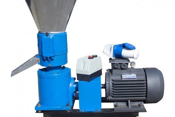 Granulator furaje KL-150, 150 Kg/h, 4 Kw, 3 matrite, motor inclus, transmisie reductor, trifazat 380V
