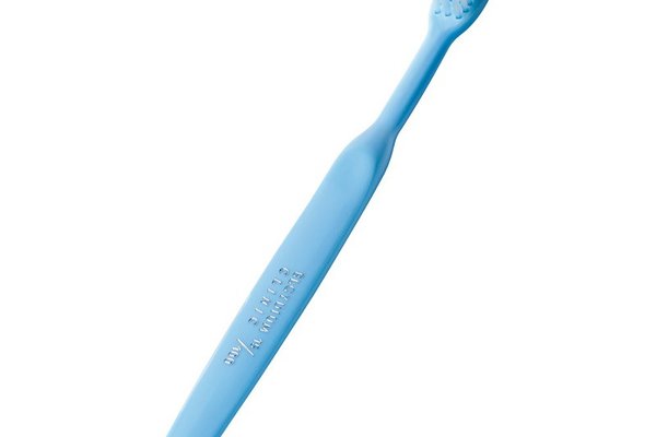 Periuta de dinti Elgydium Clinic 15/100 pentru dinti si gingii sensibile