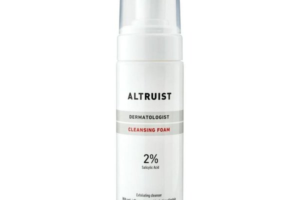 Spuma de curatare cu 2% acid salicilic,150ml, Altruist
