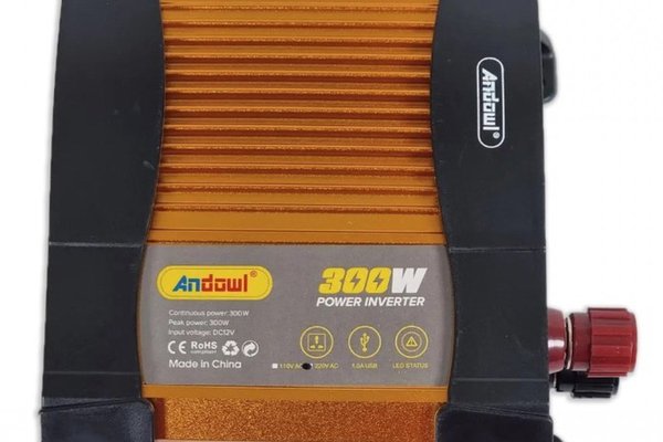 Invertor 12V 300W cu Unda Sinusoidalal si Priza 220V KS300