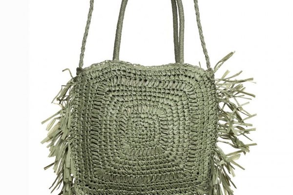Geanta mare crossbody patrata cu franjuri decorative, verde prafuit