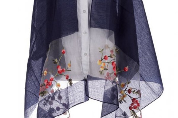 Esarfa din matase bleumarin cu broderie florala pe organza transparenta