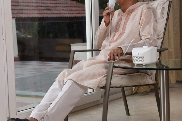 Nebulizator cu compresor Omron C101 Essential