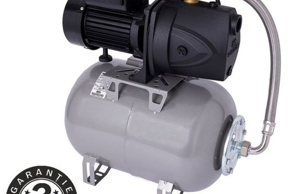 Hidrofor cu pompa autoamorsanta Wasserkonig FL528625, fonta, putere 1250 W, debit 5160 l/h, inaltime refulare 52 m, vas de expansiune 24 l