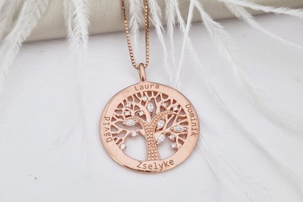 Lantisor personalizat cu nume - Copacul Vietii decorat cu Zirconii albe - Argint 925 placat cu Aur Roz 18K