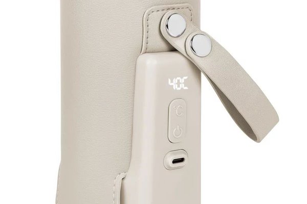 Incalzitor portabil pentru biberoane Lionelo ThermUp Go Plus, USB-C, 5 trepte de temperatura, autonomie de pana la 8 ore, Beige Sand