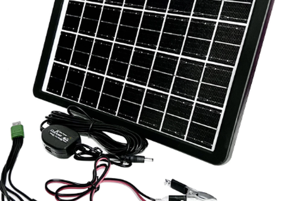 Panou solar portabil 36,5 cm x 25 cm CcLamp CL-1615