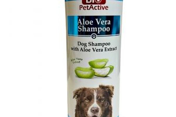 Sampon pentru caini, Bio PetActive Aloe Vera Shampoo Dogs, 400 ml
