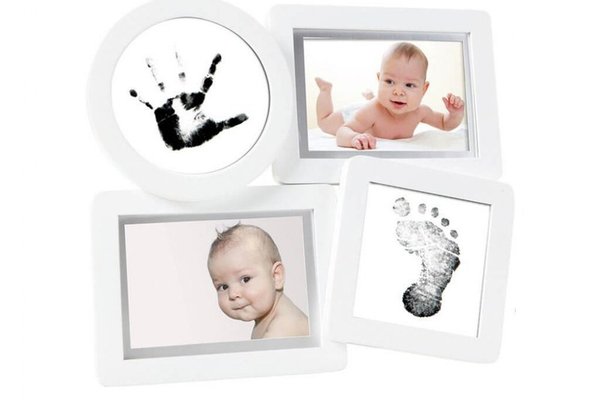 Kit rama foto multipla cu amprente din cerneala pentru manuta si piciorus Pearhead