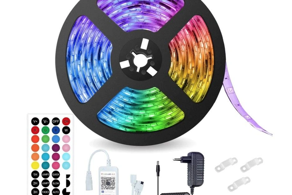 Kit Banda LED RGB Andowl Q T168 de 5 Metri Sincronizare Muzicala Bluetooth Controlul Aplicatie
