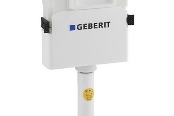 Rezervor incastrat Geberit UP100, 12 cm grosime, ideal pentru WC pe pardoseala