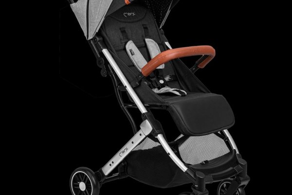 Carucior sport Estelle Light Momi silver grey